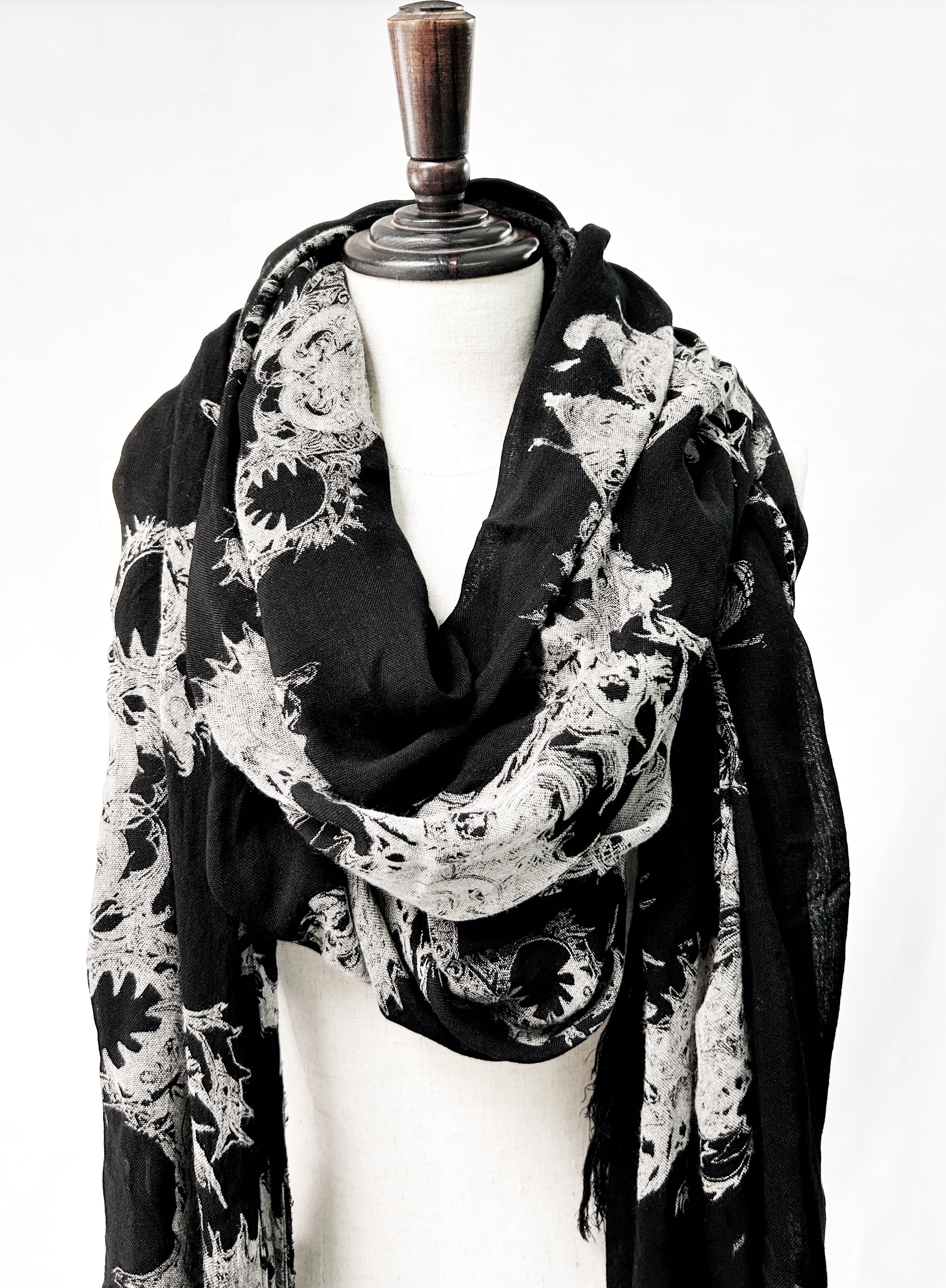 1402-ST02 Magnolia Long Stole 02 – KMRii OFFICIAL ONLINE STORE