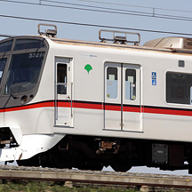 KSWeb - 四直の異端車たち 1 - 都営5300形5327編成