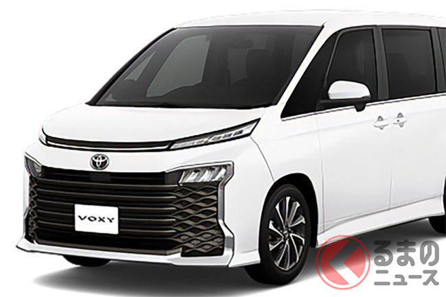 トヨタが新「ヴォクシー」を発表！ 上質感を高めた新色「プラチナ