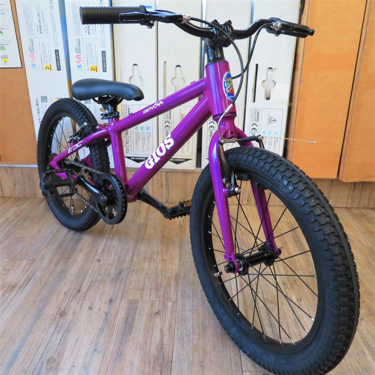 GIOSキッズモデル「GENOVA18/ジェノア18」のご紹介！｜自転車の