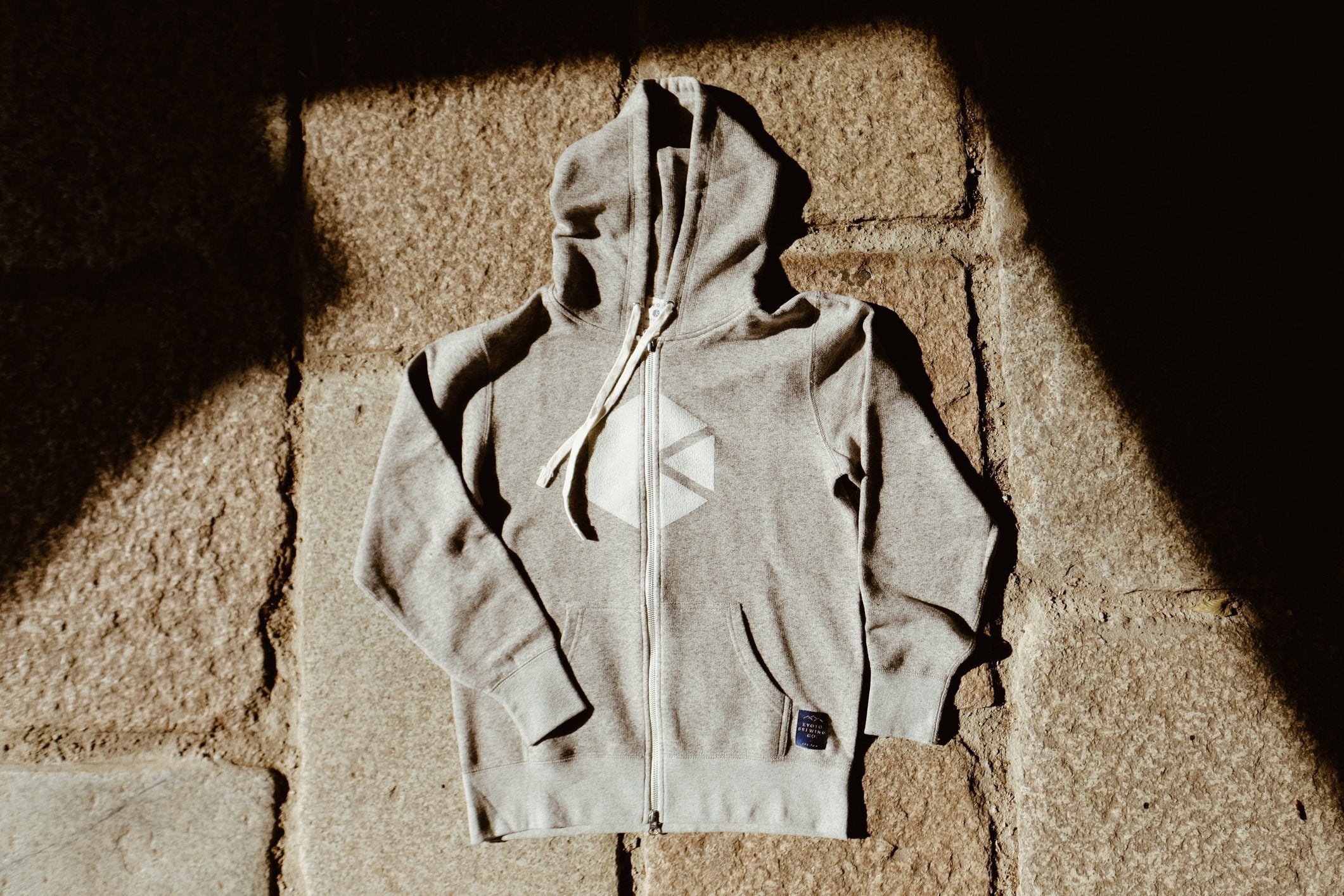 フレンチテリー・パーカー (French Terry Unisex Hoodie) – Merch