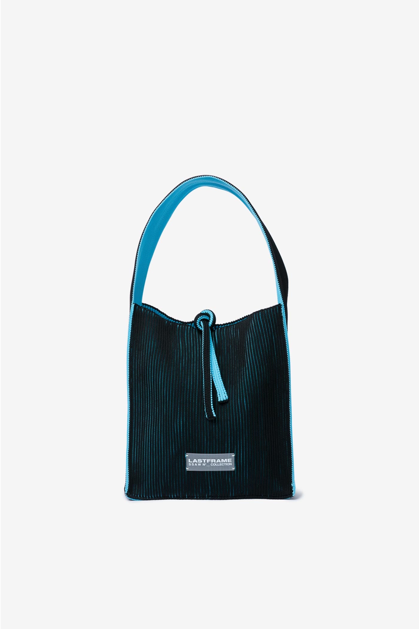 KASANE REVERSIBLE TASUKI TOTE SMALL / BLACK × SAX – LASTFRAME