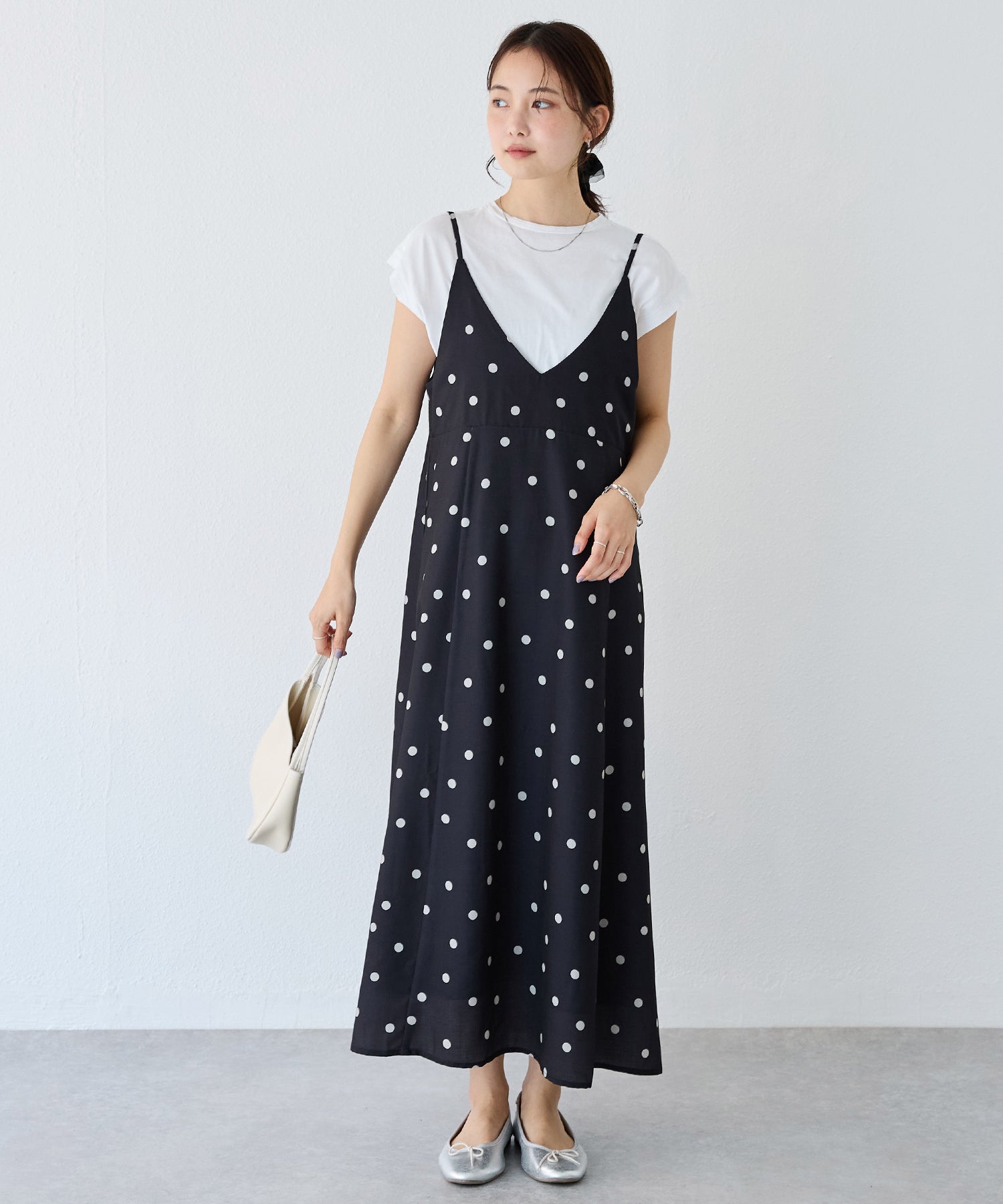 麻調合繊ドットキャミワンピース | ラビアンジェ-⼤きいサイズの