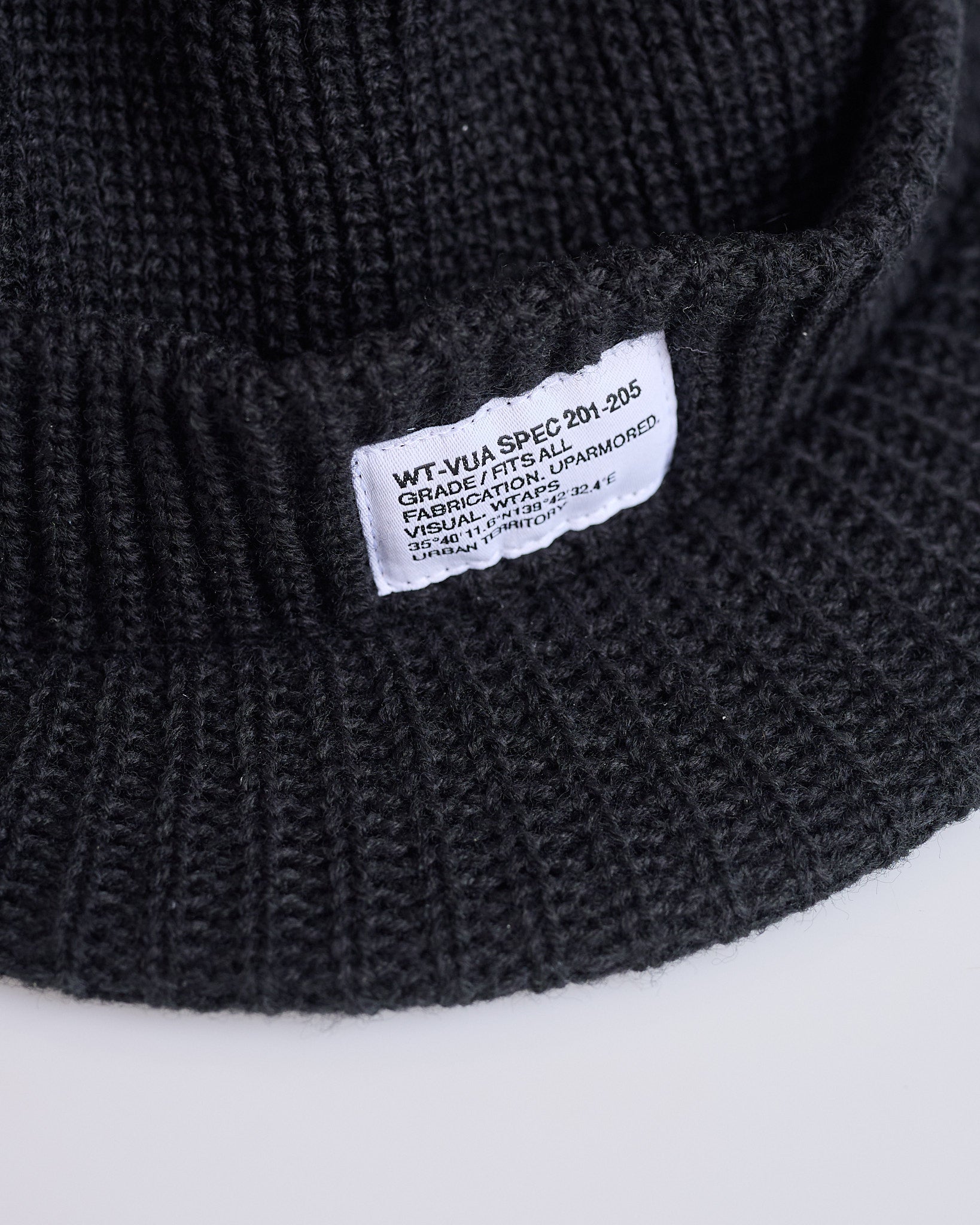 WTAPS GOR Acrylic Beanie Black – LESS 17