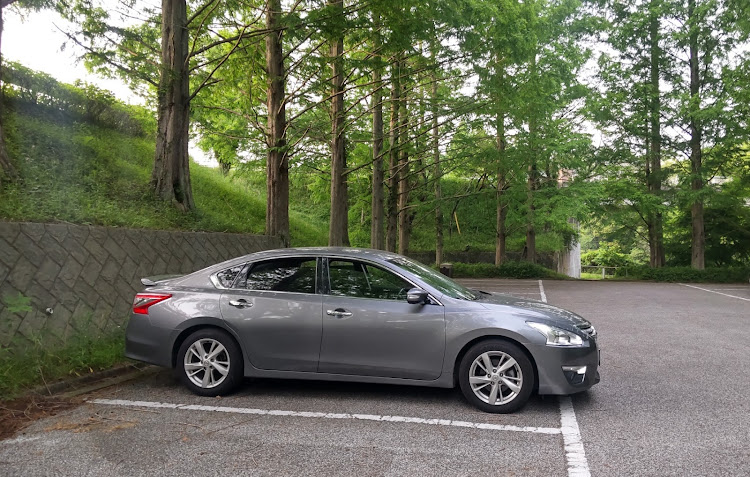 ☆NISSAN☆ 日産 ティアナ 右 リアドア DBA-L33