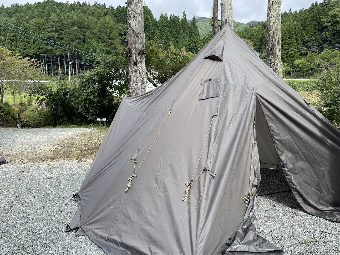 ワークマン新作テント | 3人家族におすすめ『耐久撥水ピラミッド