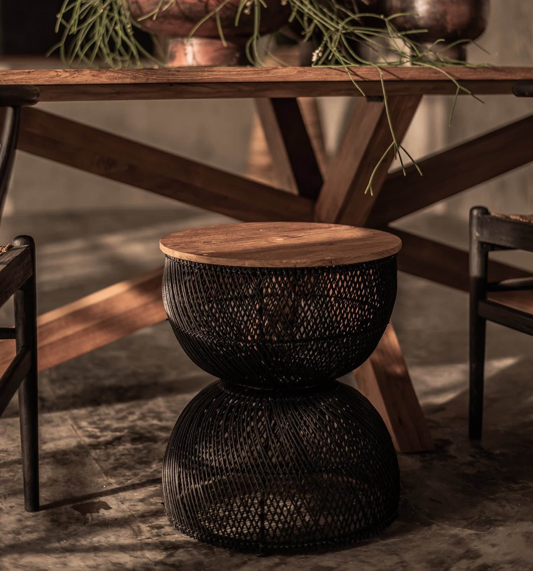 D-Bodhi Wave Side Table - Black – LH Home