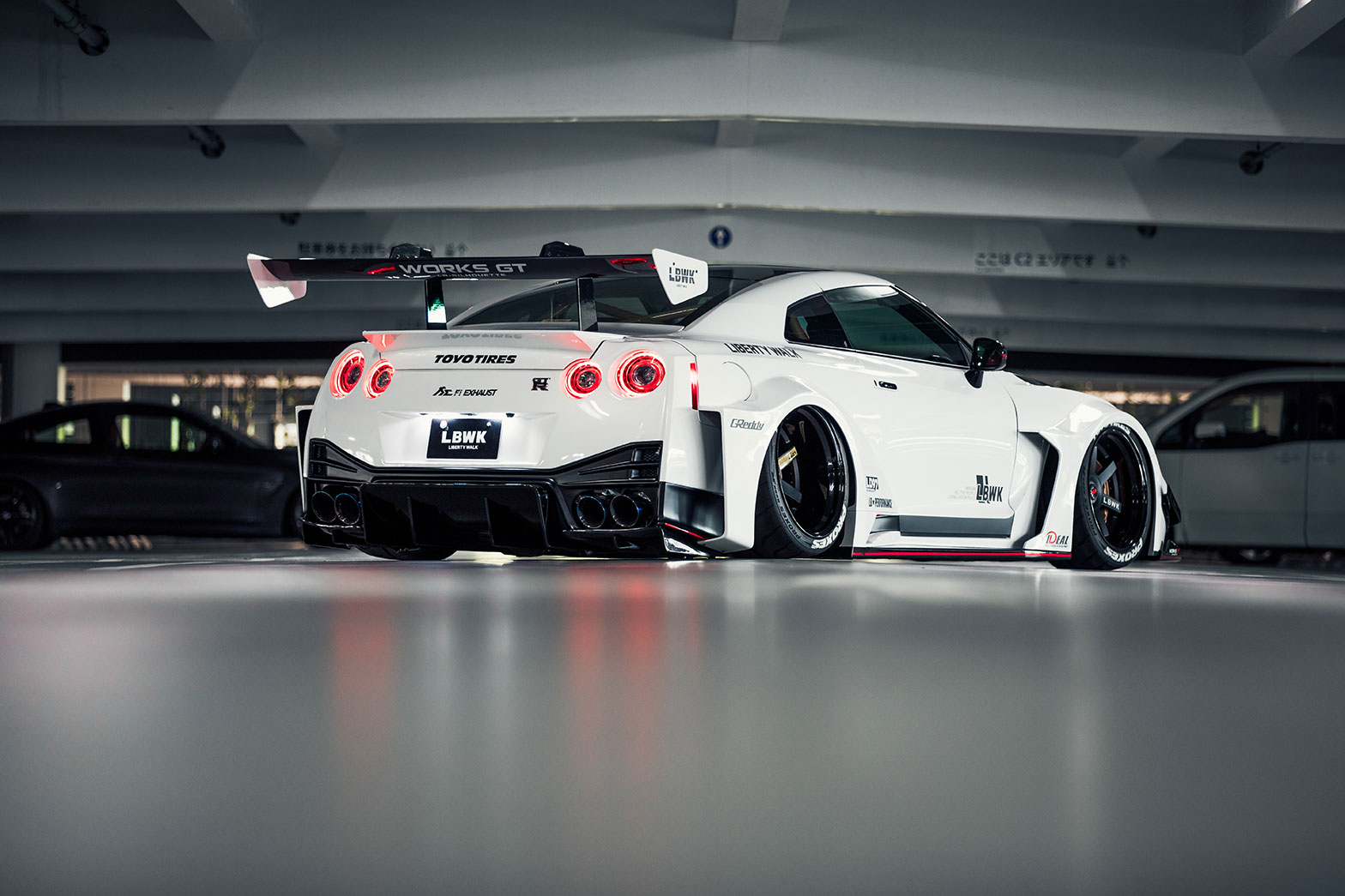 LB-Silhouette WORKS GT NISSAN 35GT-RR - LIBERTY WALK | リバティー