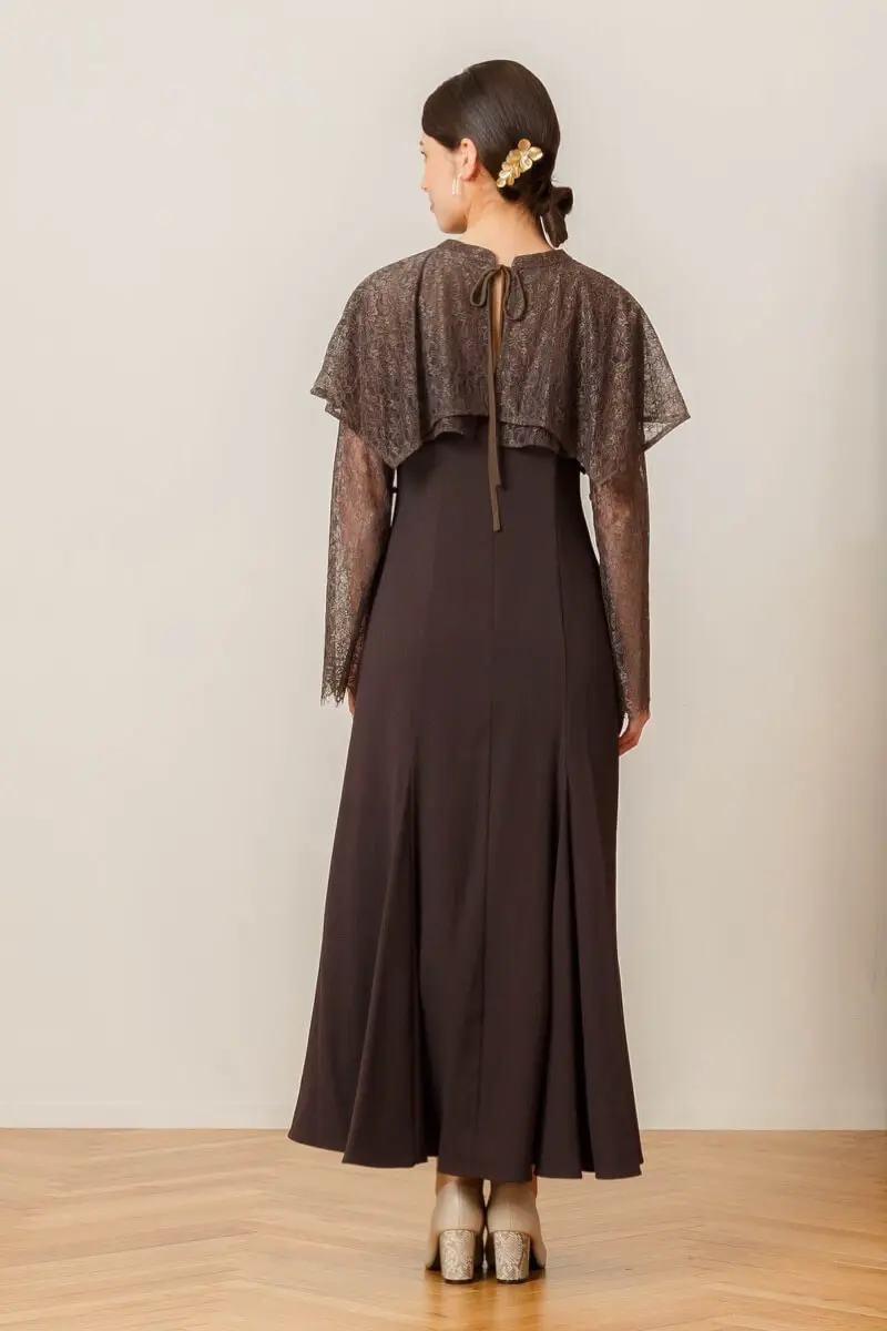 ブラウンのレイヤードケープドレス | ANDRESD | M | 結婚式パーティー