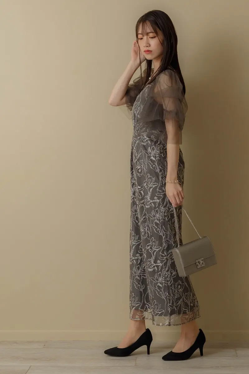 チャコールのフラッフィースリーブペンシルドレス | LE' RURE | M