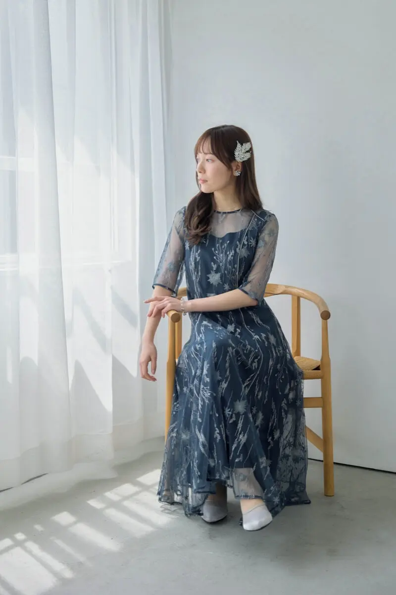 ブルーのフラワーチュールドレス | ANDRESD | M | 結婚式パーティーの