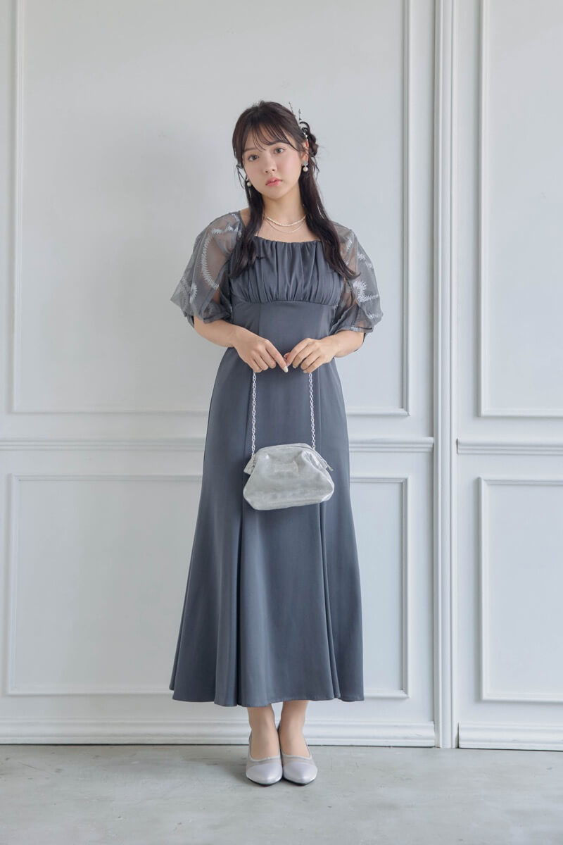 グレーのグラフィティスリーブドレス | LE' RURE | M | 結婚式