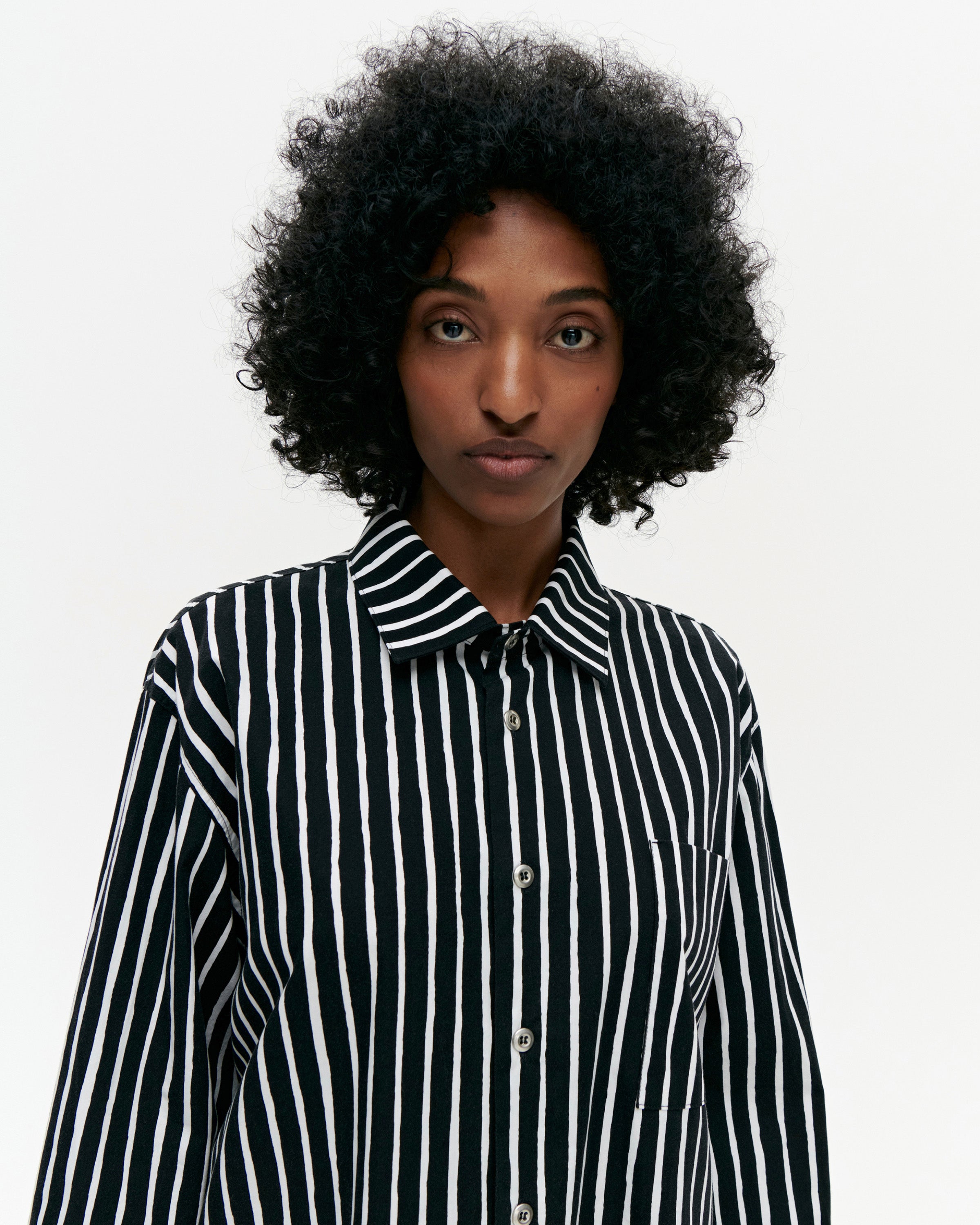 Jokapoika Shirt - Black + White – Little King