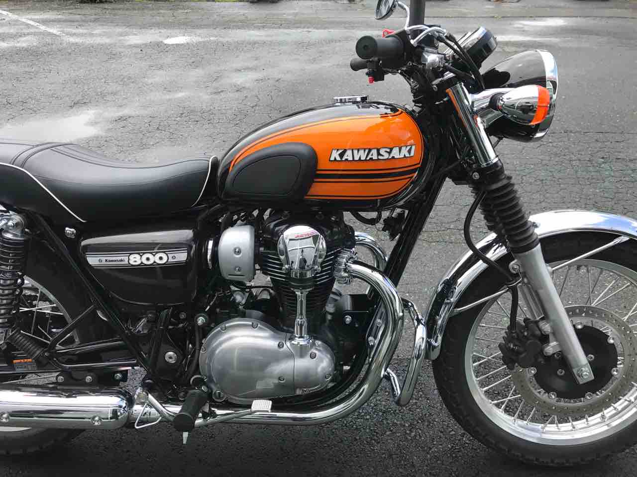 渋いタンクエンブレムを… : モーターサイクルショップアクトです！