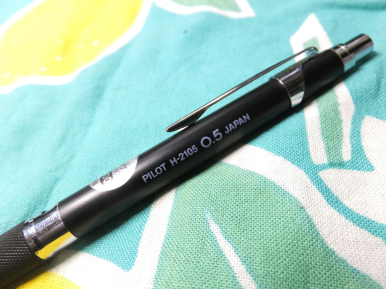 パイロット「ハイメカホルダー H-2105」レビュー : テーゲー日記