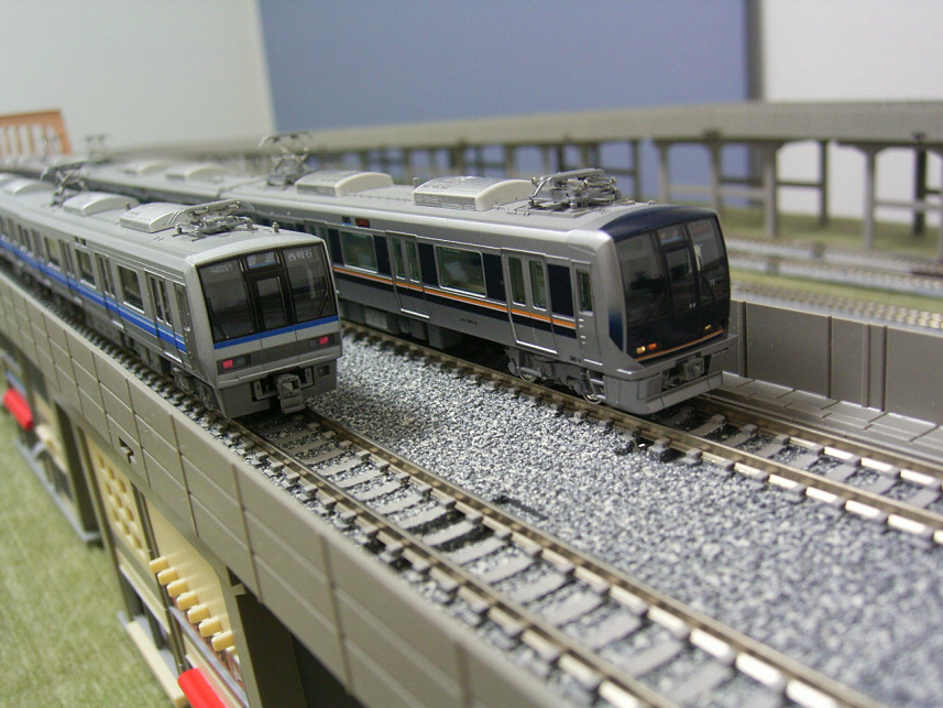 KATO 321系7両セット & TOMIX 207系1000番台への小加工 : 帰ってきて