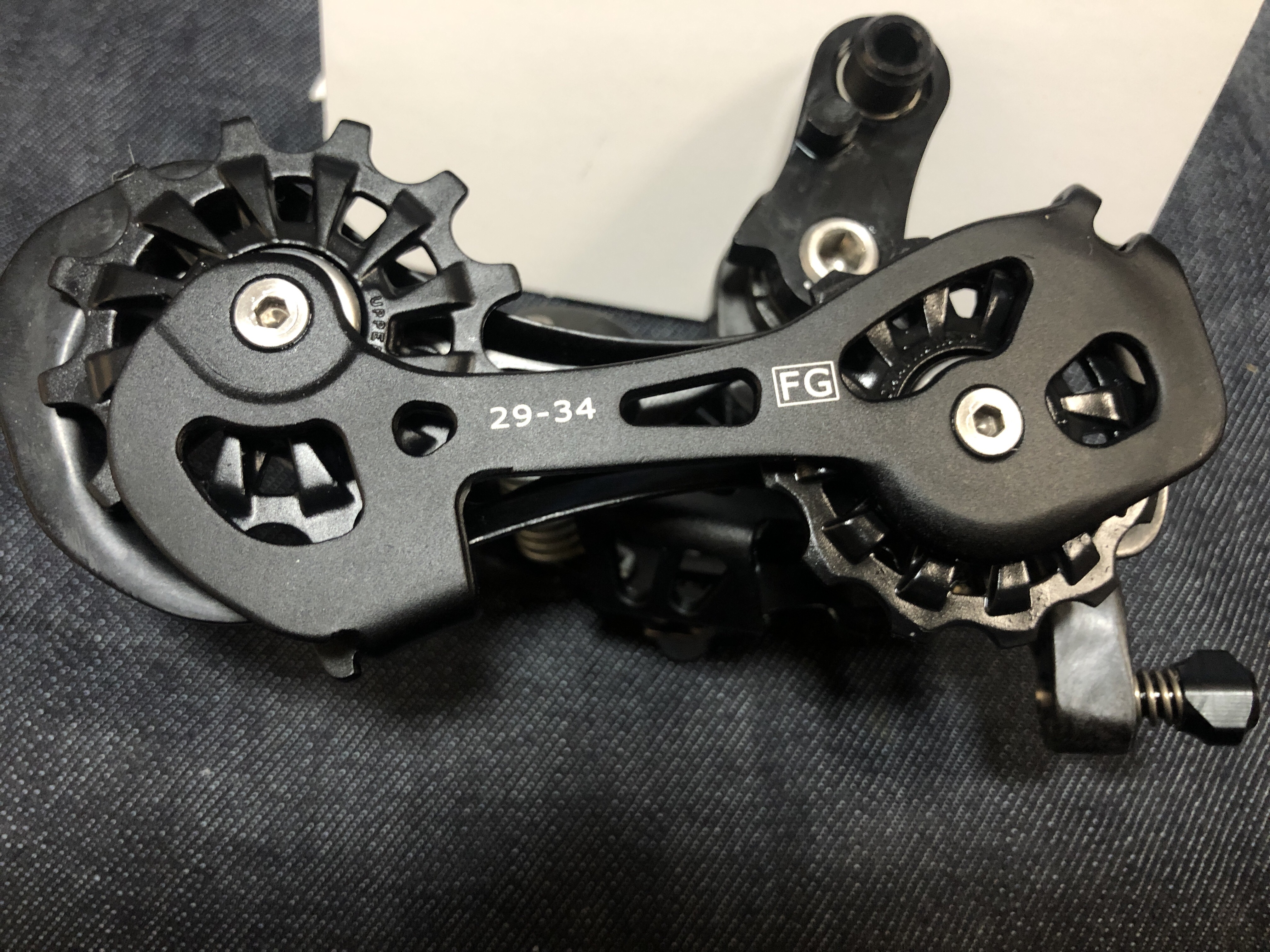 CHORUS12 リアディレイラーの話 : しがないリーマンと自転車の話
