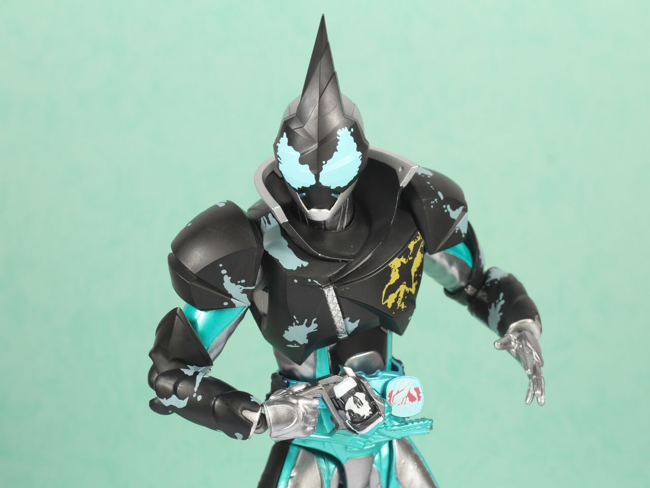 レビュー】魂ウェブ限定 S.H.Figuarts 仮面ライダーエビル バット