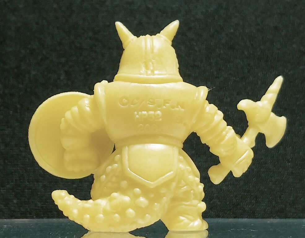 ドラゴンクエストⅥ 消しゴムバーバラ黄色
