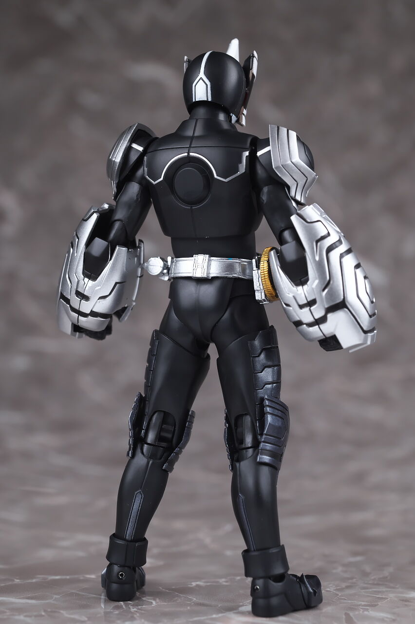 S.H.フィギュアーツ （真骨彫製法） 仮面ライダーオーズ サゴーゾ