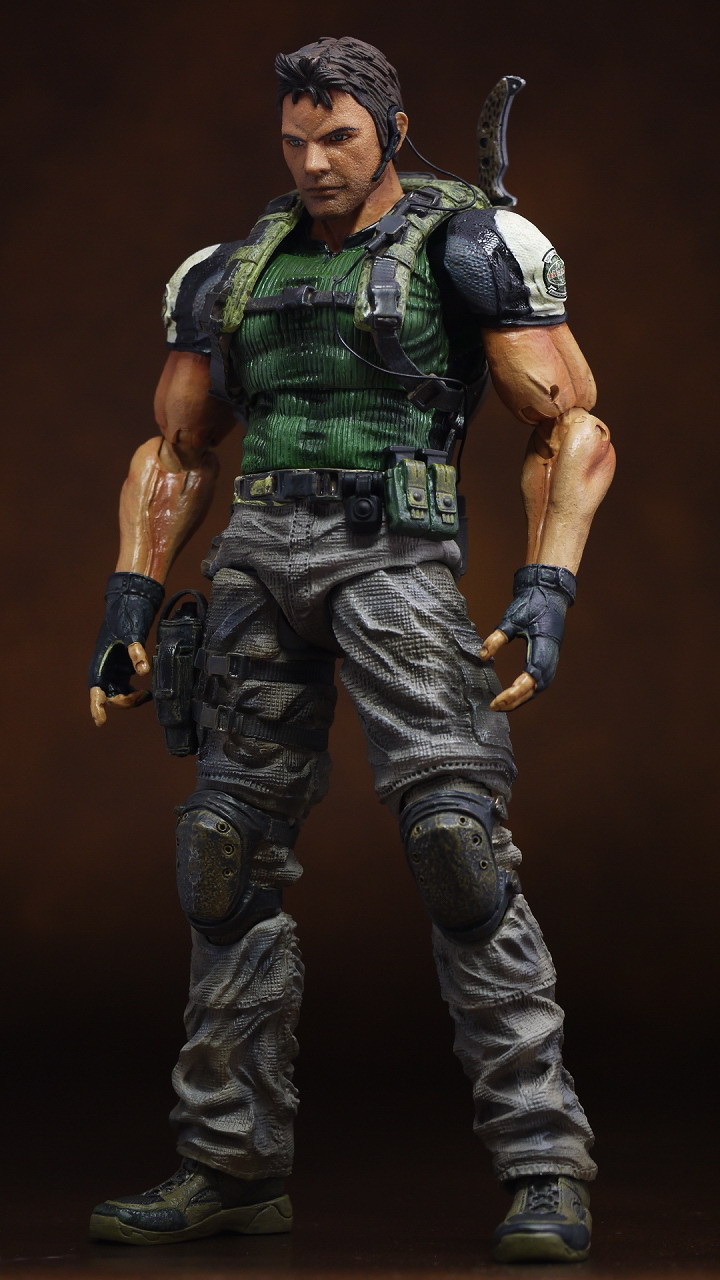 BIOHAZARD 5 PLAY ARTS改 クリス・レッドフィールド Amazon.co.jp