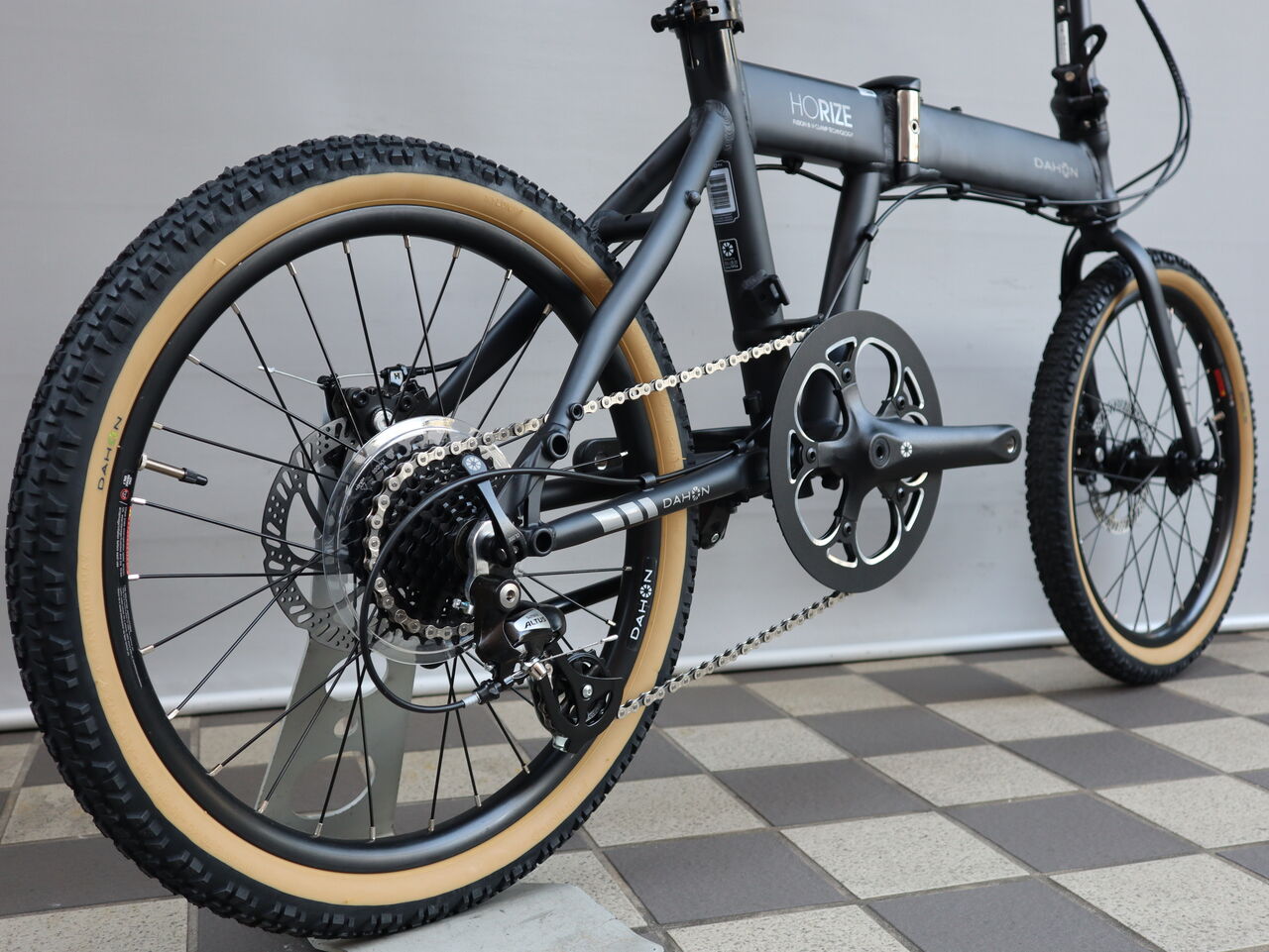 2024 DAHON 限定モデル HORIZ Disc Ltd 入荷！【橋輪Blog】 : 橋輪