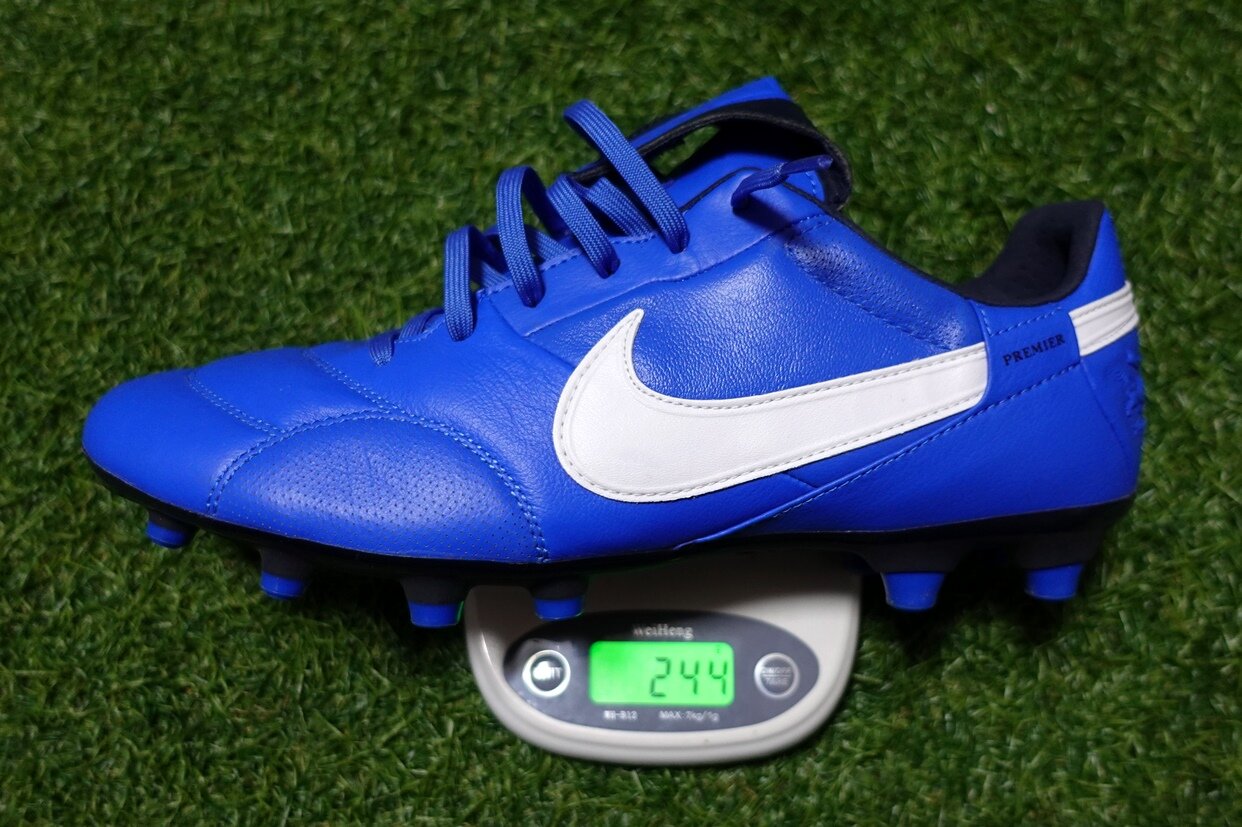 ナイキ プレミア3 FGの素材・機能性・横幅を分かりやすく解説