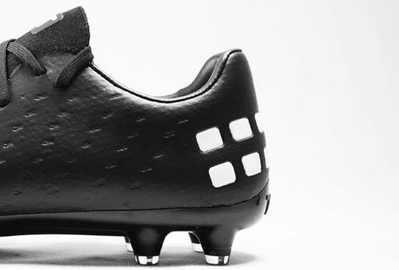 TRUSOXのサッカースパイクが発売！その名も「TRU Tenaci FG