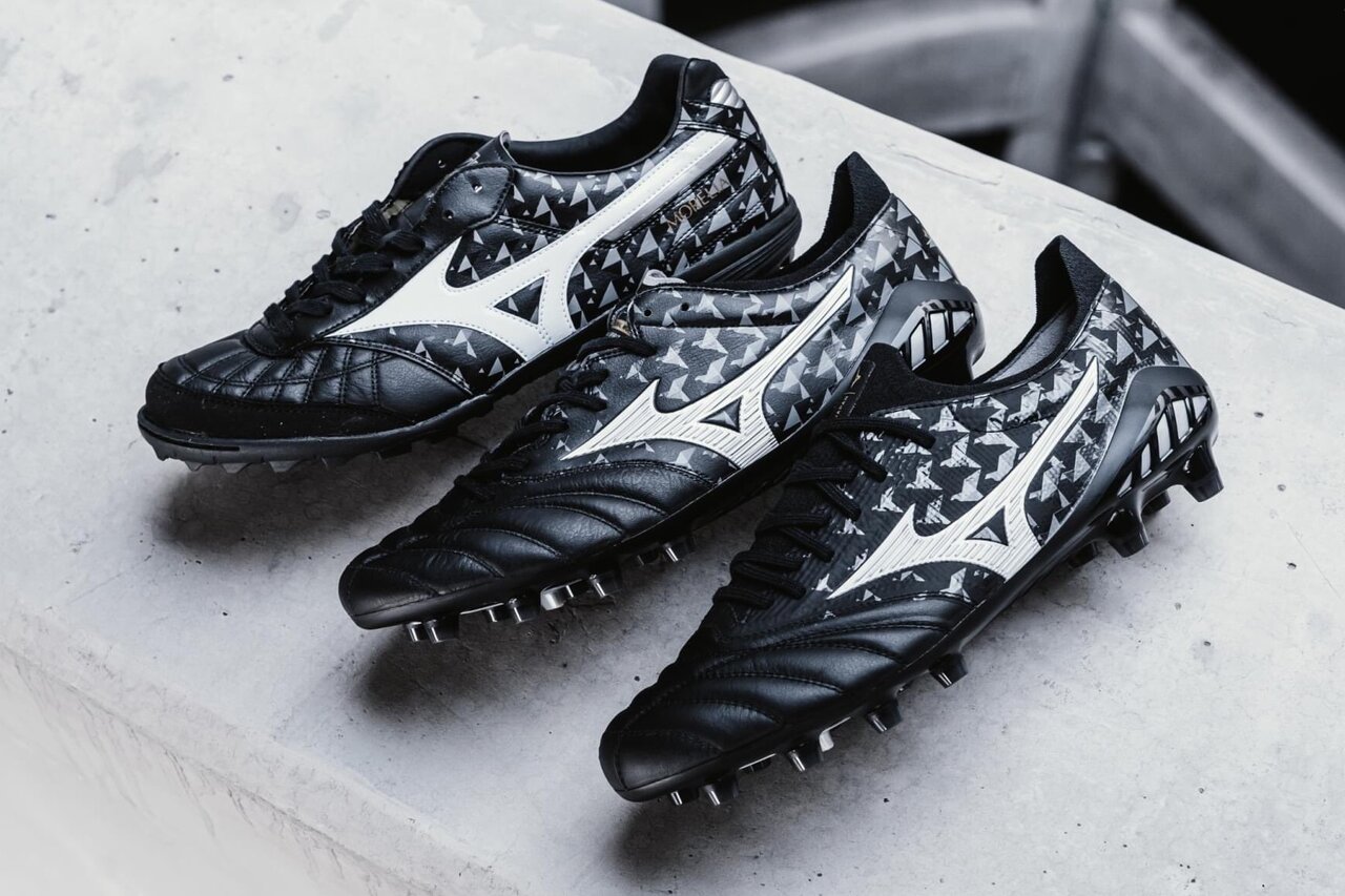 Mizuno モレリア NEO4 スパイク 袋、シューズキーパー、箱付き Mizuno