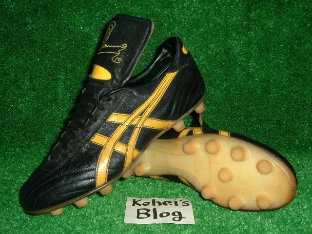 アシックス 2002 限定カラー 黒黄 : Kohei's BLOG サッカースパイク