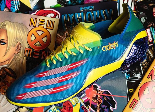 アディダスとX-MENコラボのサッカースパイクが登場「サイクロップス