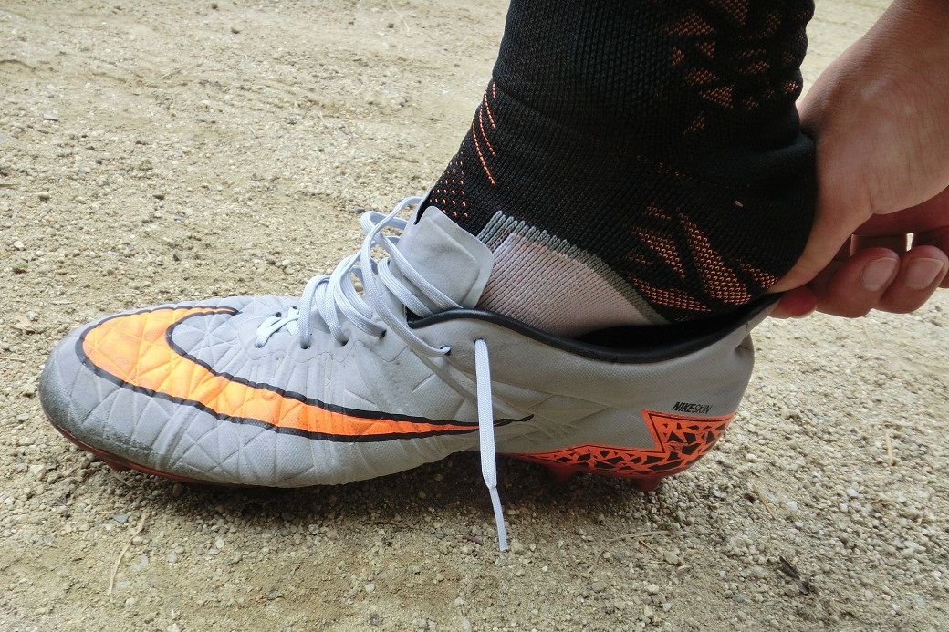 ナイキ ハイパーヴェノム フィニッシュ HG-E レビュー : Kohei's BLOG
