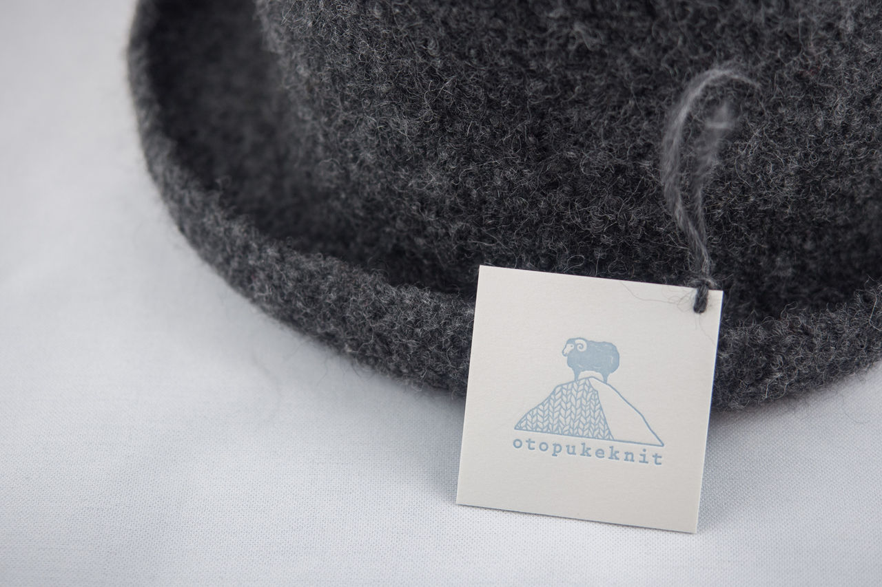 優しい温もり ～ Otopukeknit フェルトハット : 山に野に川に呑みに