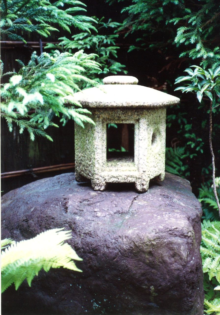 石灯篭・時代石灯篭・庭石】オブジェ箱庭苔玉造園飾り石石造り茶庭坪庭