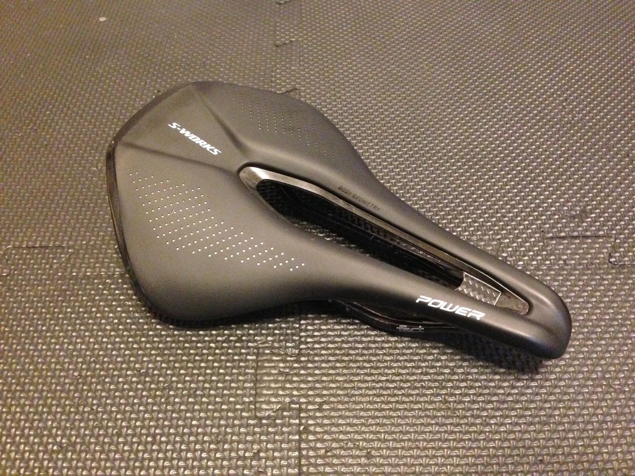 Specialized Specialized Power Proカーボンサドル 155mm Power Pro