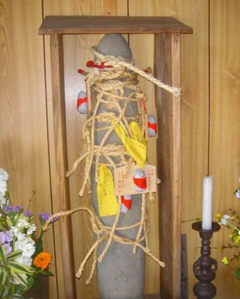 石棒(麻羅地蔵)が出土 縄文時代後期・晩期の拠点的集落 ネット初公開