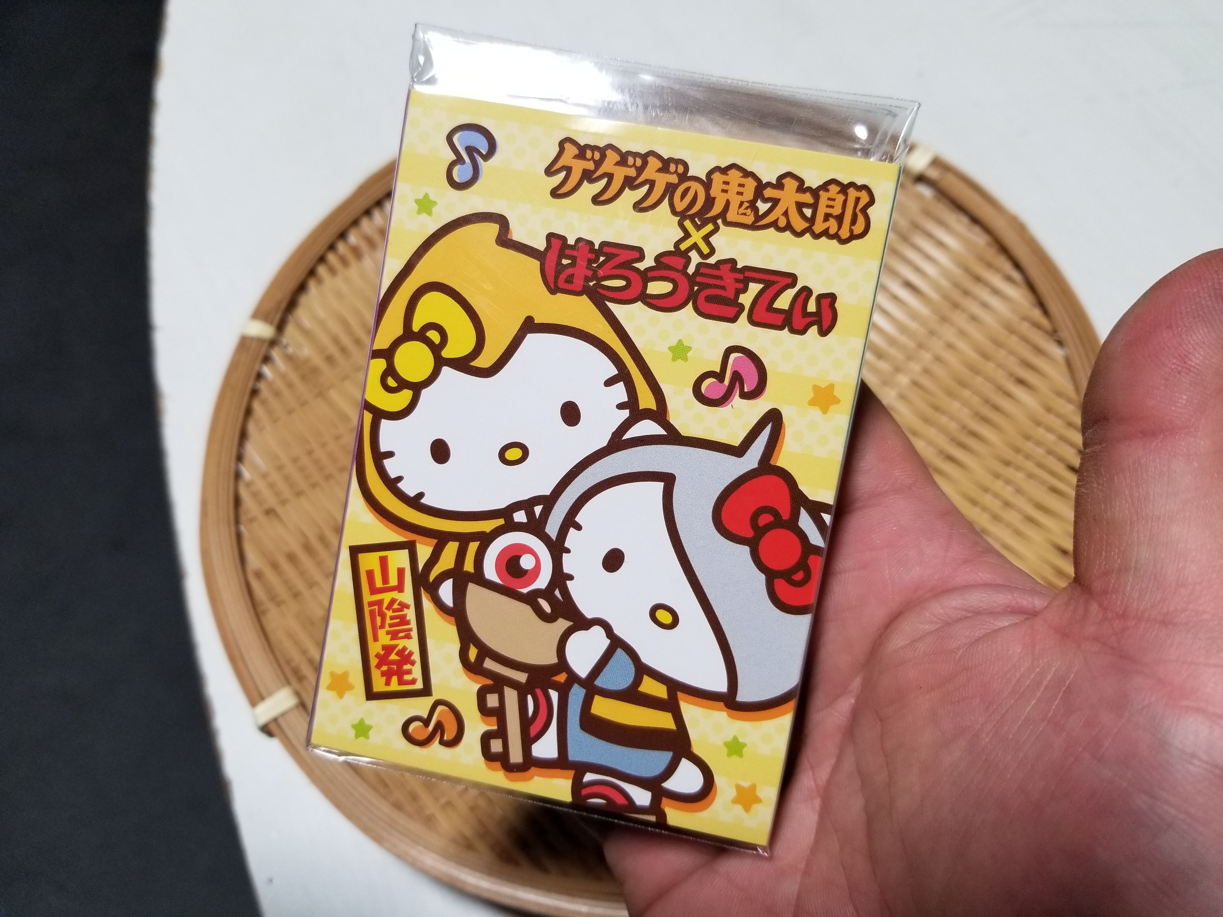 鬼太郎』×『キティ』コラボ新商品〜続々入荷中♪〜 : 水木しげるロード