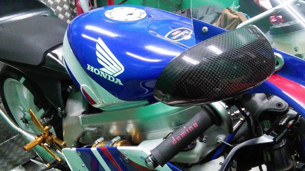 NSR250Rの純正ガソリンタンクをペイントで【再現】してみた