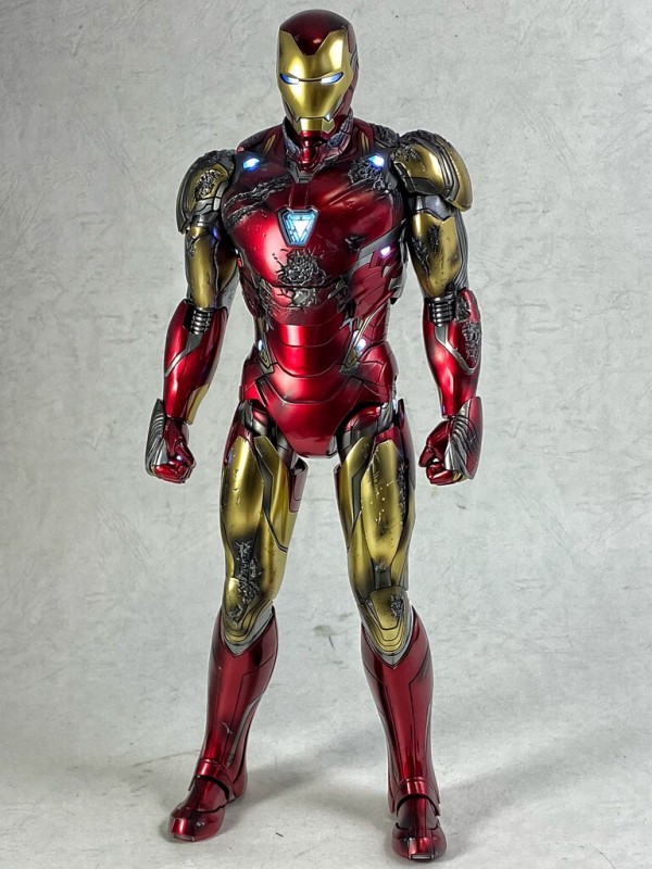ホットトイズ アイアンマン マーク85(バトルダメージ版) レビュー