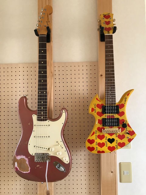 ☆Burny イエローハートJr. HIDEモデルミニギター : ジナパパ一家の何