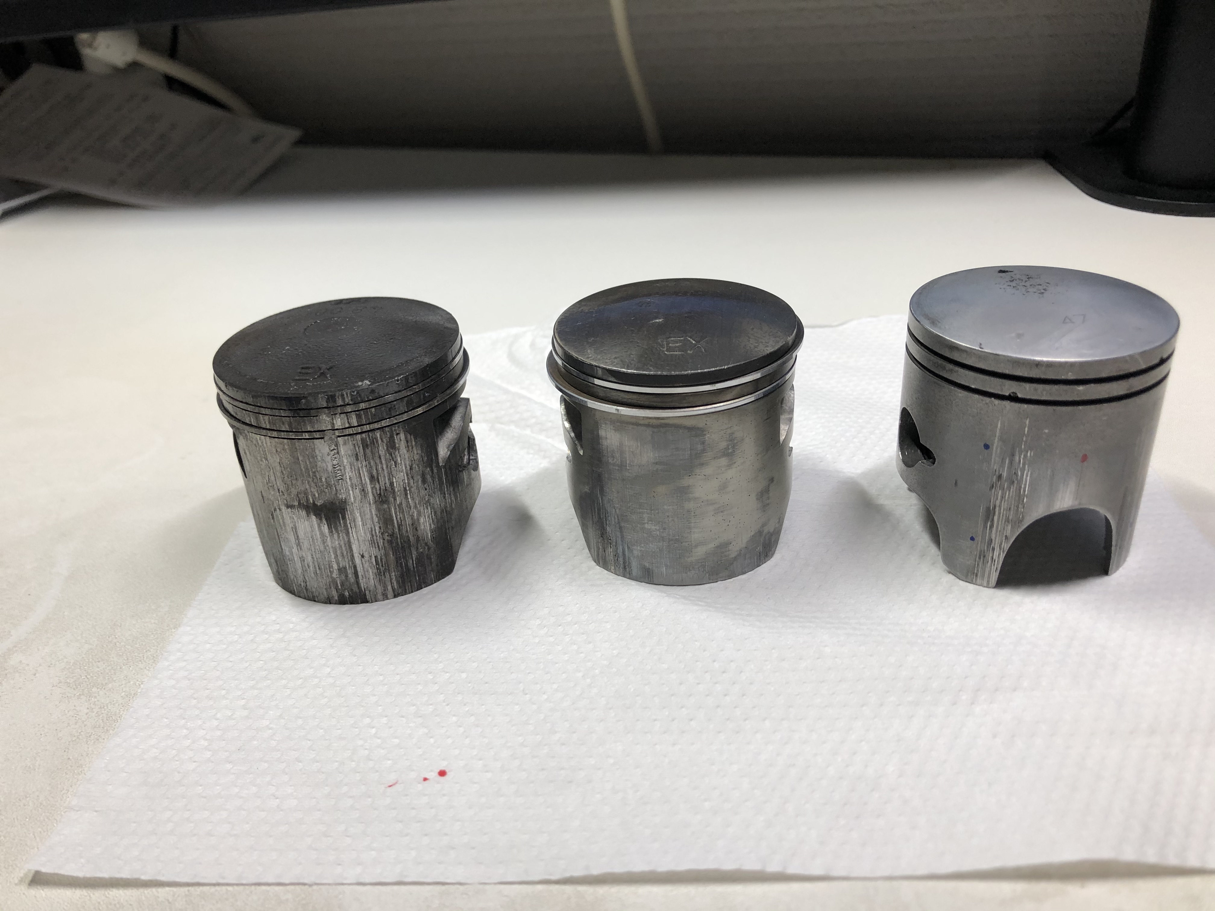 ピストン比較！ – HONDA Live Dio Club