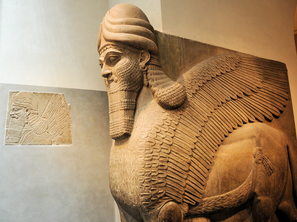 Assyrian Human-headed winged bull and winged lion at New Y… | Flickr