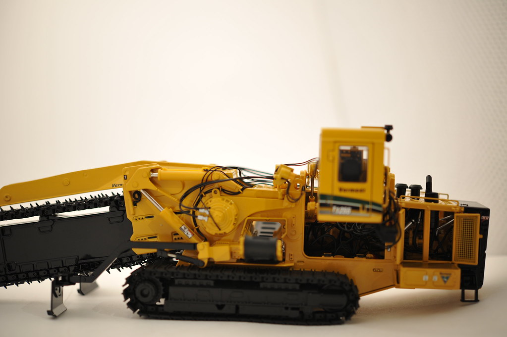 Vermeer T1255 Commander 3 Tractor w/ Hydrostatic Trencher | Flickr