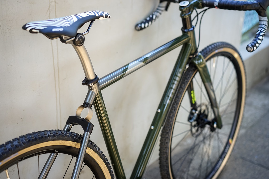 TONIC FABRICATION* crusher / BUILT BY BLUE LUG - CUSTOMER'S BIKE