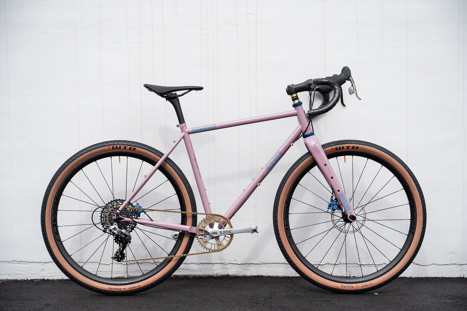 正直載せ替えたい。そのくらい魅力的。 - BLUE LUG STAFF REVIEW