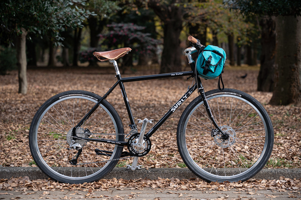 SURLY* disc trucker / BUILT BY BLUE LUG - CUSTOMER'S BIKE CATALOG