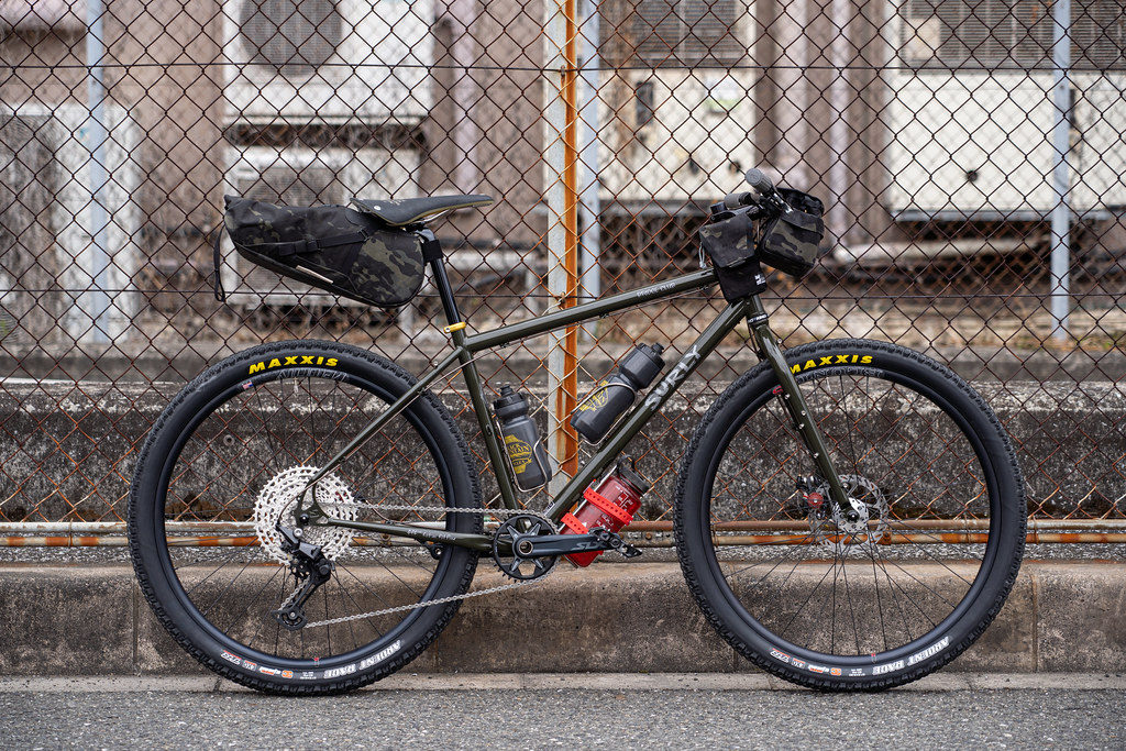 パタジョ サーリー ブリッジクラブ SURLY* bridge club / BUILT BY
