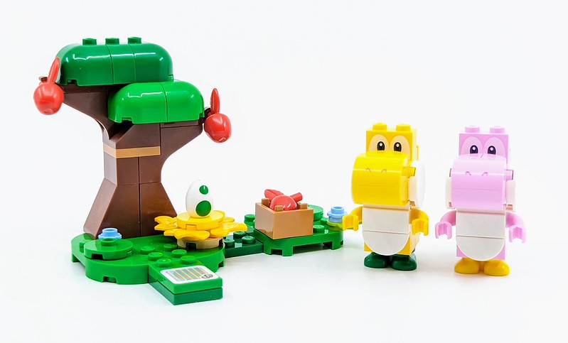 71428: Yoshis' Egg-cellent Forest Set Review - BricksFanz