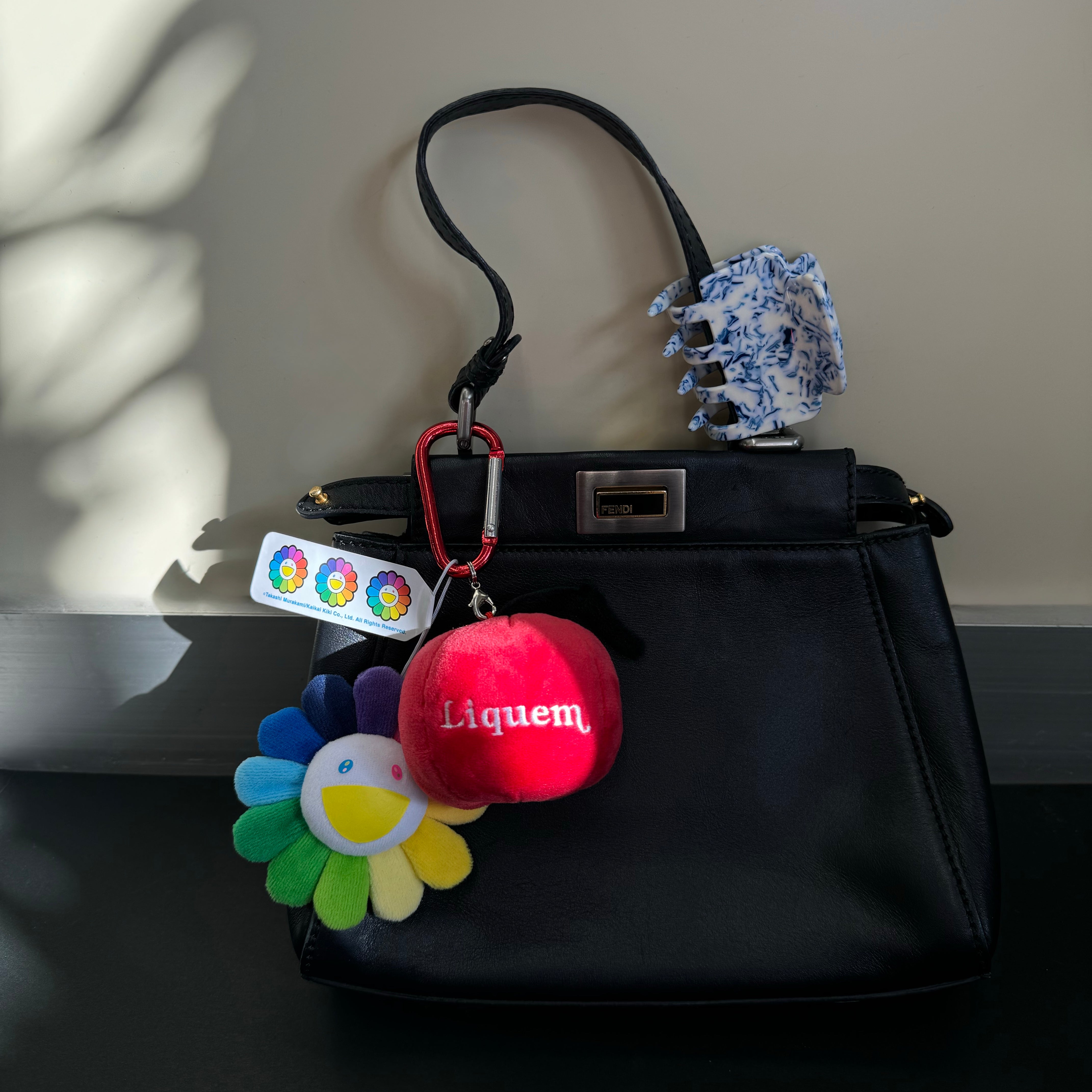 チェリーぬいぐるみキーチェーン – Liquem