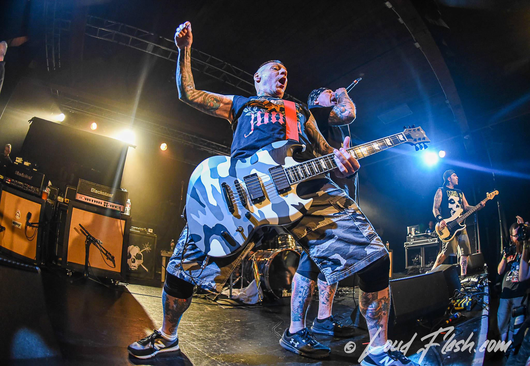 AGNOSTIC FRONT - Loud Flash.com